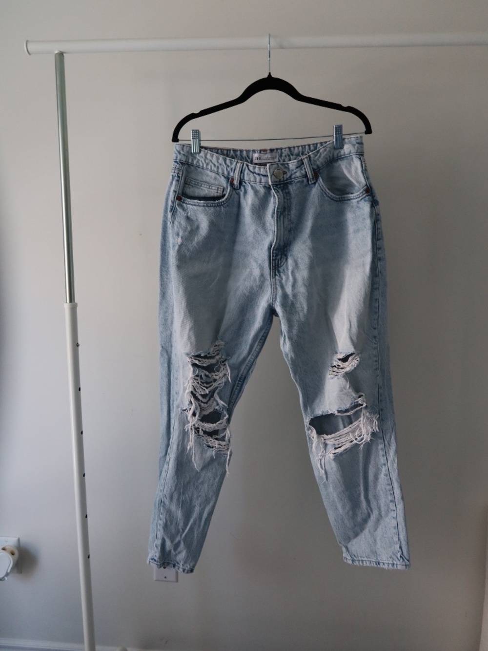 Zara High-Waist Mom Jeans - Size 12